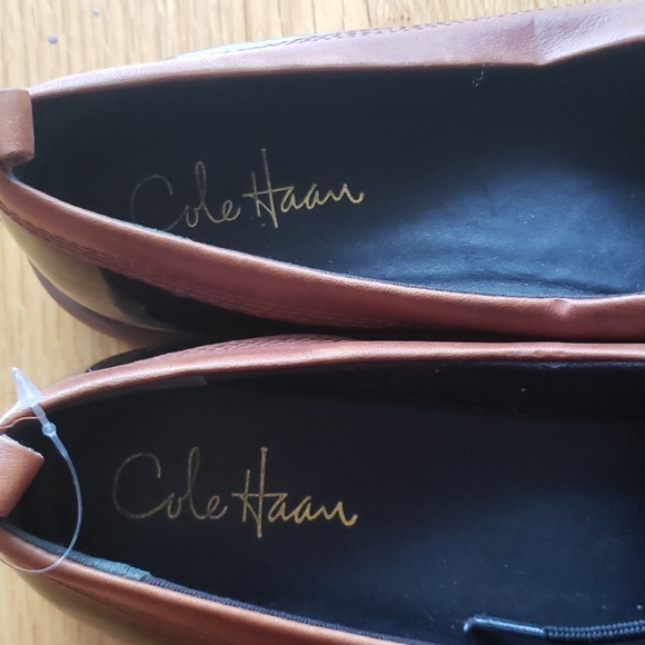 Cole Haan Rain Flats - Picture 3 of 4